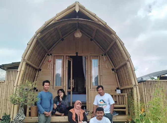 Bamboo Austin Mountbatur Baturaja